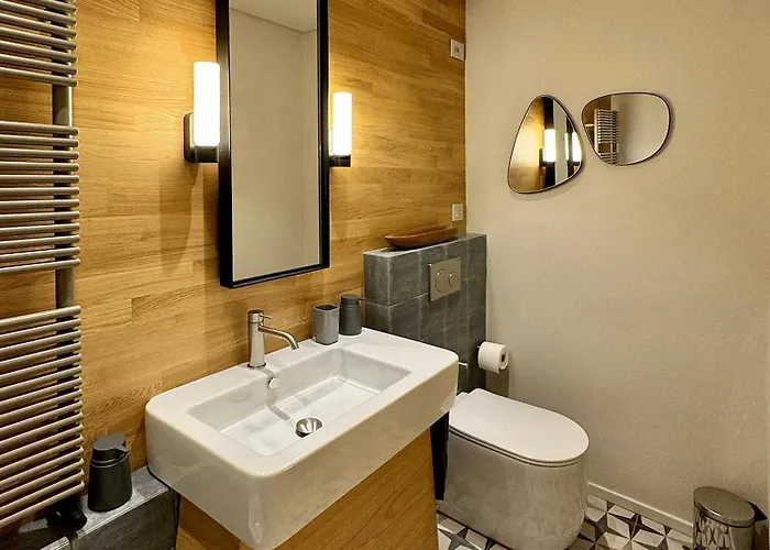 Design With Amazing View Over Catánia